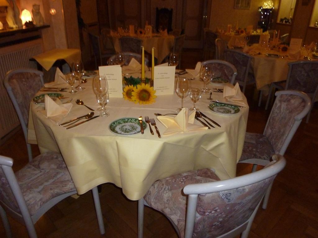 Achathotel Zum Schwan Idar-Oberstein Extérieur photo