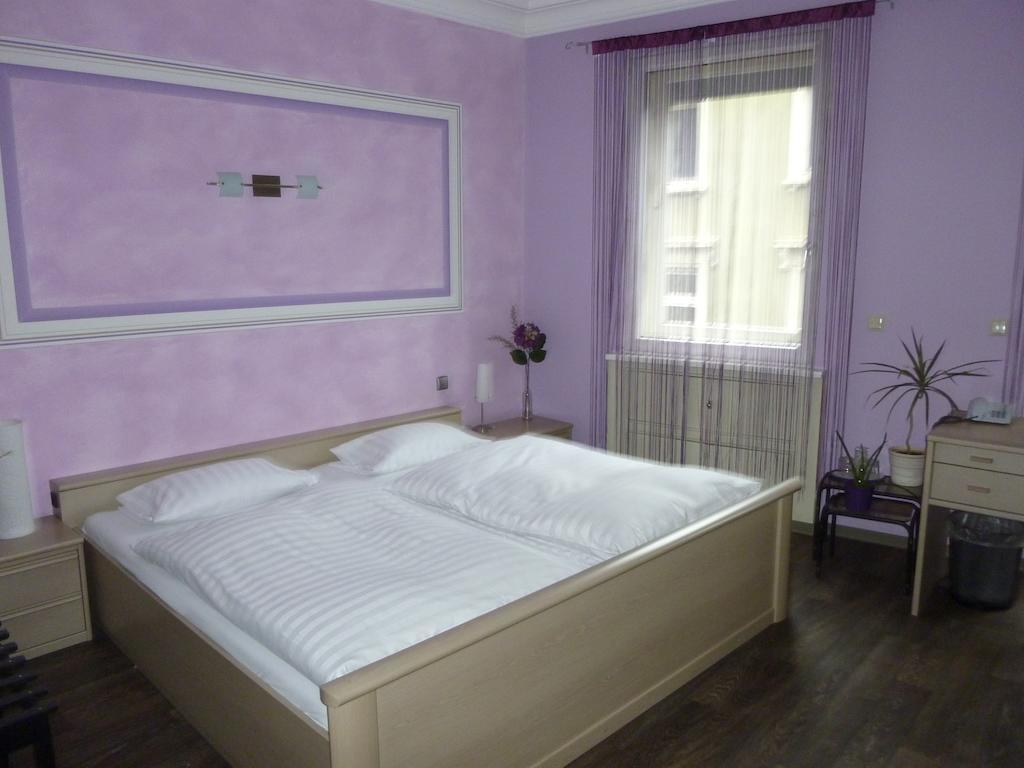 Achathotel Zum Schwan Idar-Oberstein Chambre photo